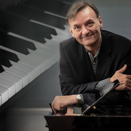 Sir Stephen Hough with Festival Musicians